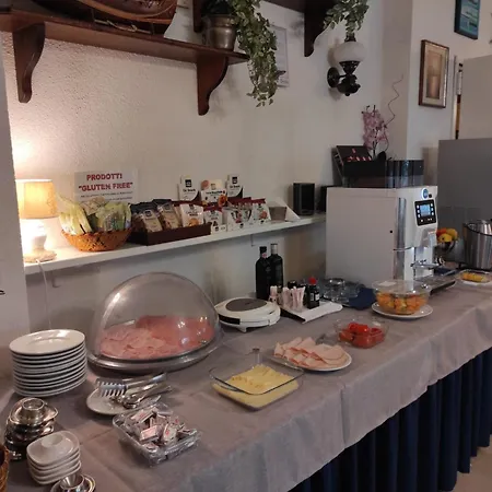 Meuble Patrizia Hotel